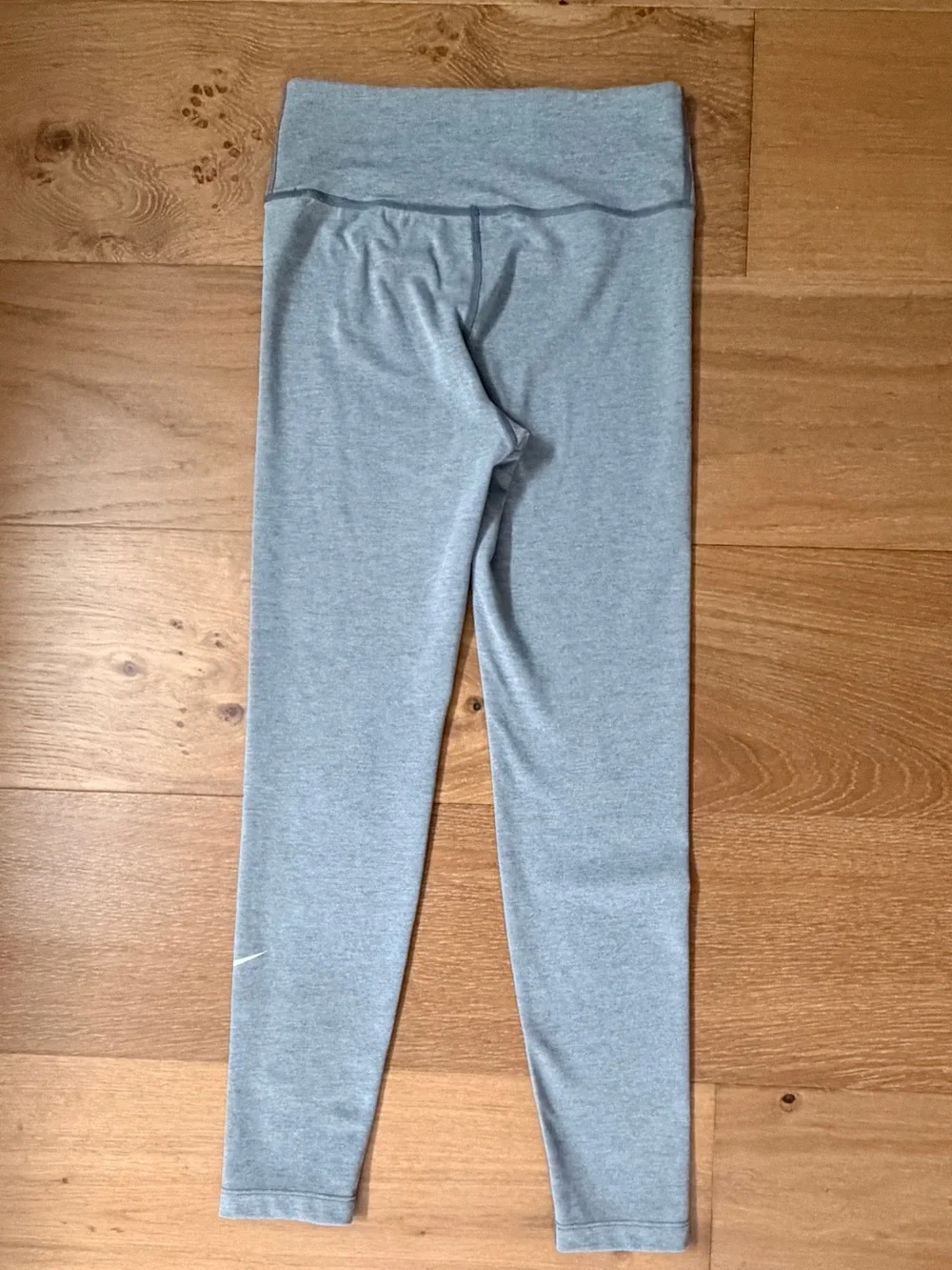 NWOT Nike One Dri-Fit High Waist Leggings Girls Medium (8-10) Light Gray Sporty